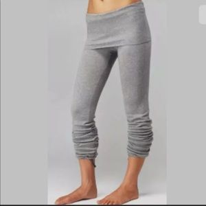 Lululemon Dance Roll Leggings in gray (size 8)